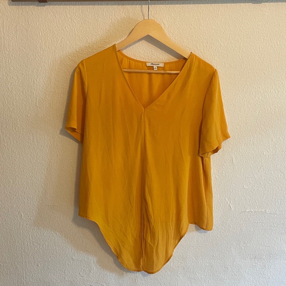 Madewell Golden Yellow V-Neck Short Sleeve Blouse